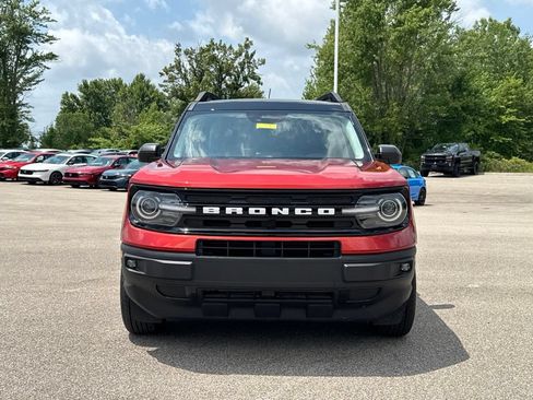 Used 2023 Ford Bronco Sport Outer Banks AWD/4WD image 2