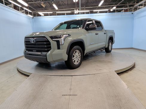 Used 2024 Toyota Tundra SR5 w/ SR5 Convenience Package image 6