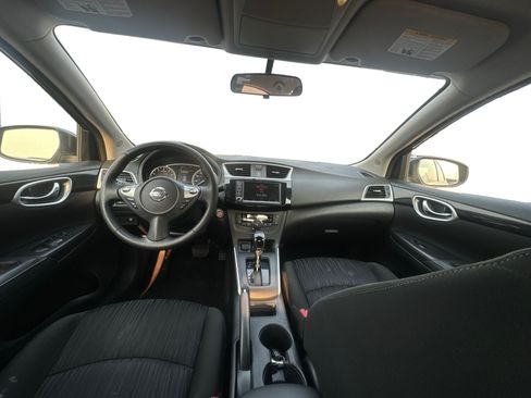 Used 2019 Nissan Sentra SV FWD image 12