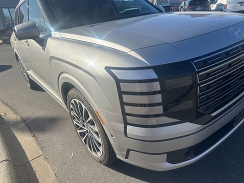 Used 2026 Hyundai Palisade Calligraphy image 12