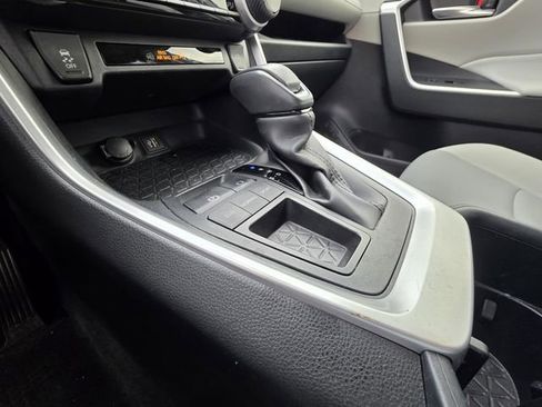 Certified 2023 Toyota RAV4 XLE Premium image 21