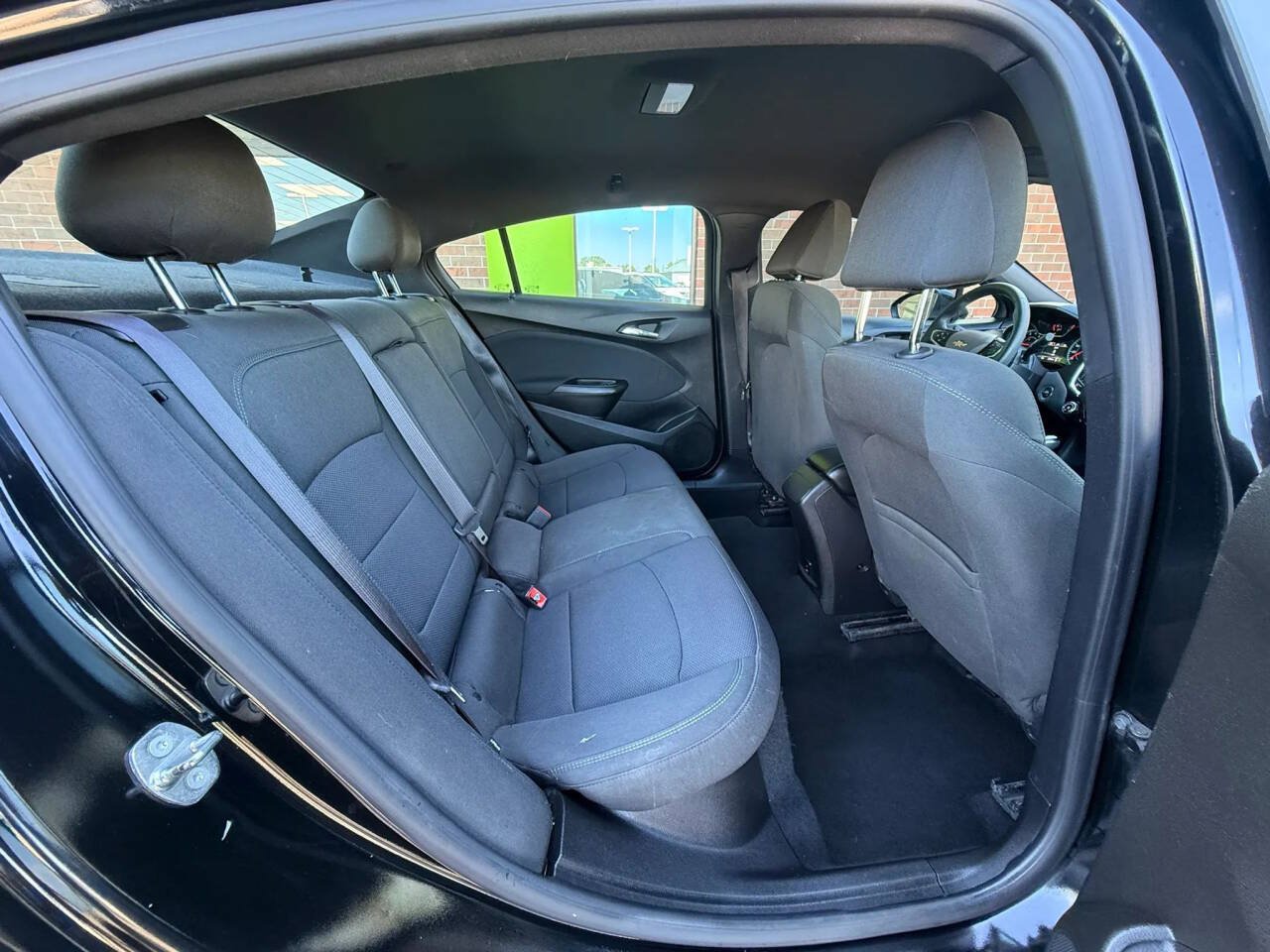 Used 2017 Chevrolet Cruze LT w/ Convenience Package FWD image 23