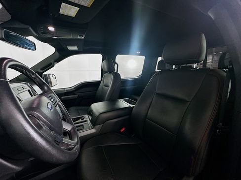 Used 2019 Ford F150 XLT w/ Equipment Group 302A Luxury AWD/4WD image 13