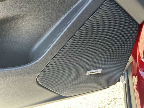 New 2025 Cadillac XT6 Premium Luxury image 17