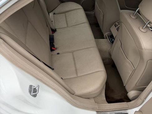 Used 2011 Mercedes-Benz C 300 4MATIC Sedan image 8
