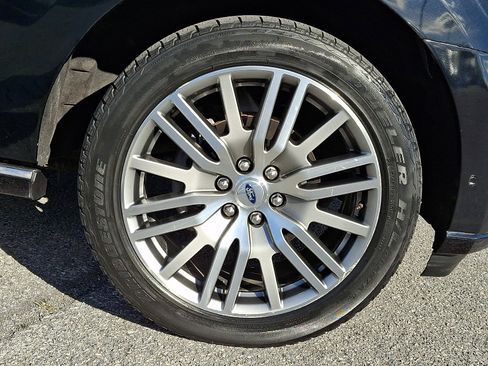 Certified 2022 Ford Expedition Platinum AWD/4WD image 8