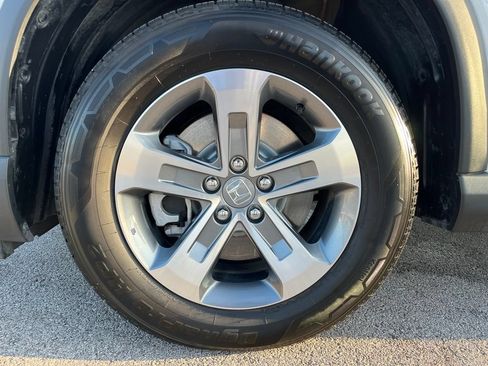 Used 2023 Honda Pilot EX-L image 10