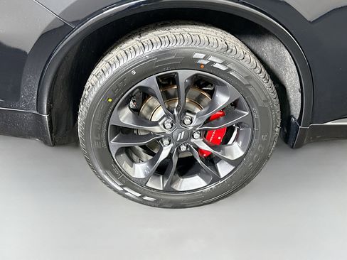 Used 2023 Dodge Durango R/T w/ Blacktop Package RWD image 33