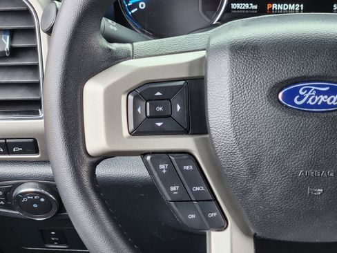 Used 2022 Ford F250 Lariat w/ Lariat Value Package image 30