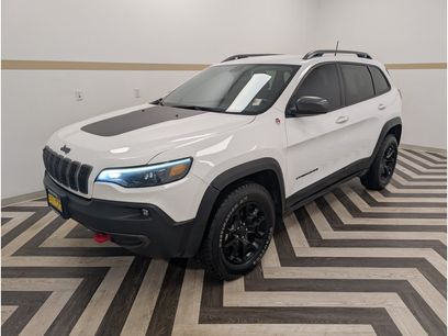 Used 2019 Jeep Cherokee Trailhawk