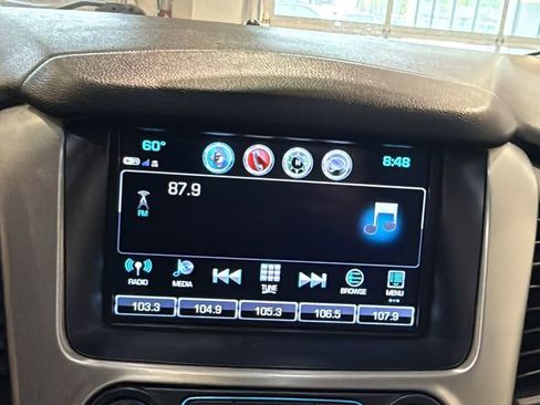Used 2017 GMC Yukon XL SLT w/ HD Trailering Package AWD/4WD image 30