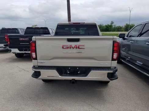 New 2026 GMC Sierra 1500 SLE AWD/4WD image 4