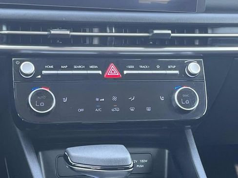 Certified 2025 Hyundai Tucson SEL image 17