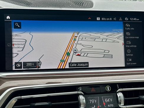 Used 2022 BMW X5 sDrive40i w/ Climate Comfort Package image 18