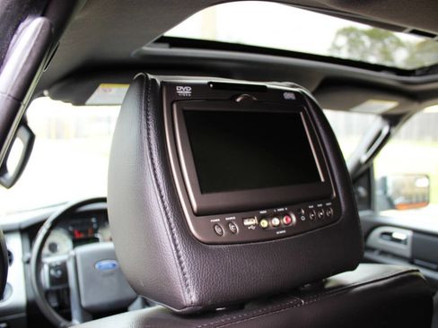 Used 2012 Ford Expedition Limited image 13