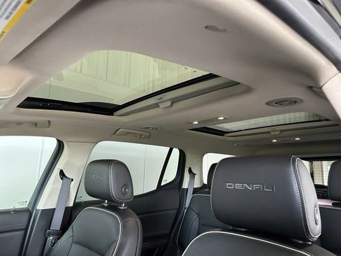 Used 2019 GMC Acadia Denali w/ Technology Package AWD/4WD image 24