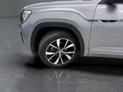 Certified 2024 Volkswagen Atlas SEL Premium R-Line image 39