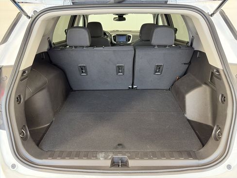 Used 2023 GMC Terrain SLE FWD image 14