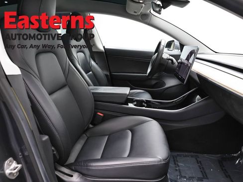 Used 2019 Tesla Model 3 Long Range image 19