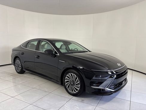Certified 2025 Hyundai Sonata SEL FWD image 7
