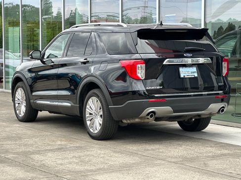 Used 2022 Ford Explorer Limited w/ Hybrid Equipment Group 310A AWD/4WD image 5
