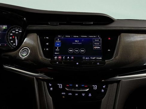 Used 2020 Cadillac XT6 Premium Luxury w/ Platinum Package AWD/4WD image 14