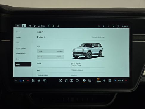 Used 2025 Rivian R1S Adventure AWD/4WD image 29