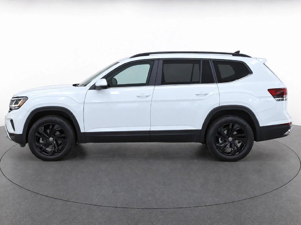Used 2023 Volkswagen Atlas SE w/ Black Wheel Package AWD/4WD image 5