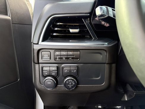 Used 2025 Chevrolet Tahoe RST w/ RST Performance Edition image 24