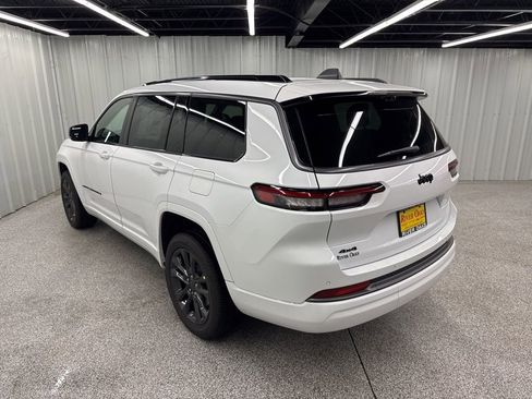 New 2026 Jeep Grand Cherokee L Limited AWD/4WD image 5