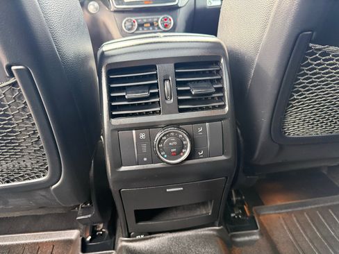 Used 2018 Mercedes-Benz GLS 450 4MATIC image 15