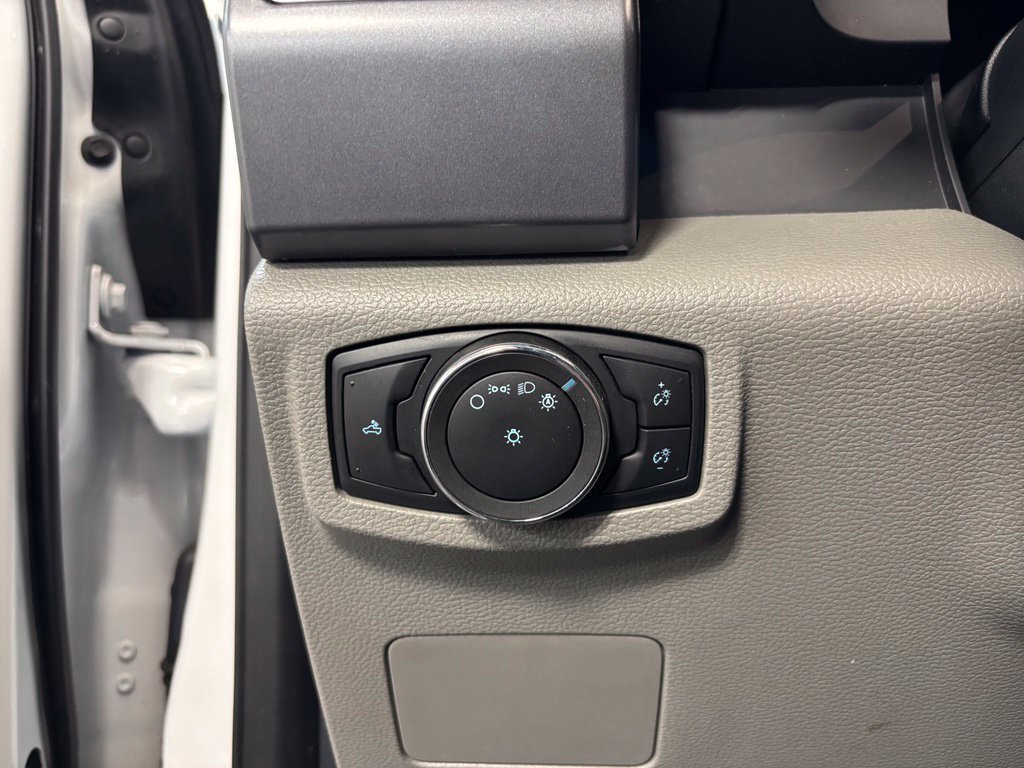 Used 2022 Ford F250 XLT AWD/4WD image 22