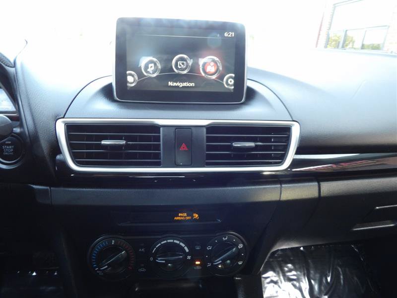 Used 2015 MAZDA MAZDA3 i Sport FWD image 19