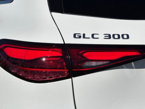New 2026 Mercedes-Benz GLC 300 image 15