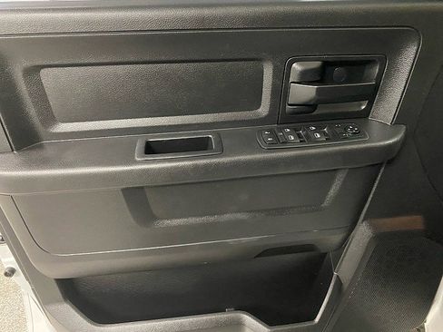 Used 2015 RAM 1500 Express image 9