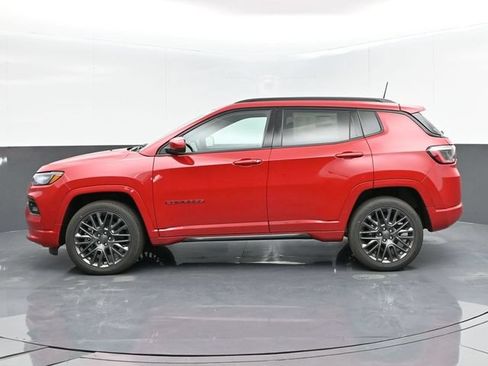 Used 2024 Jeep Compass Limited AWD/4WD image 5