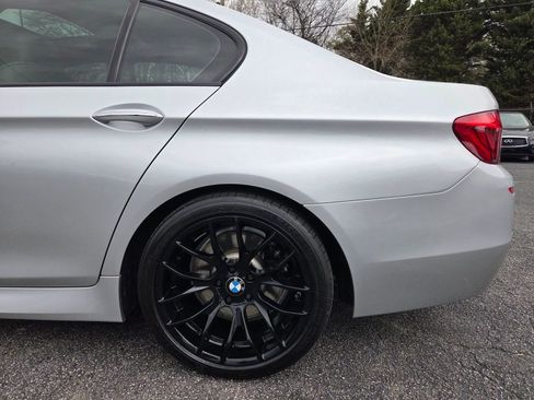 Used 2013 BMW 550i Sedan image 16