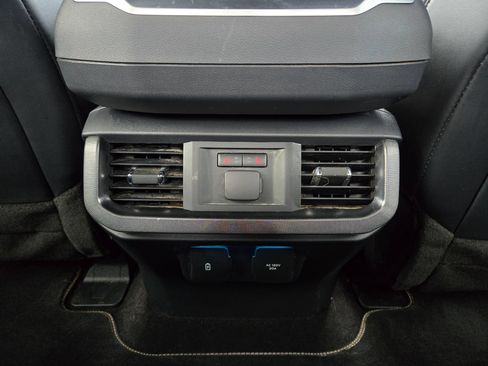Used 2022 Ford F150 Platinum w/ Equipment Group 701A High AWD/4WD image 36