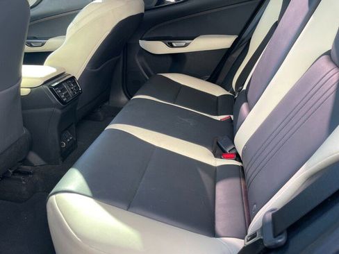 Certified 2023 Lexus NX 250 FWD image 5