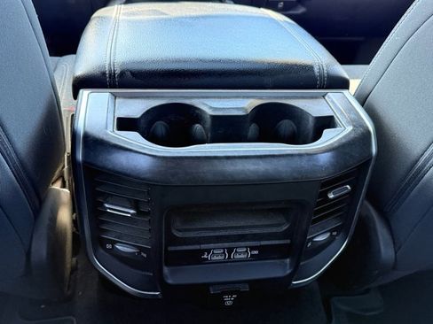 Used 2019 RAM 1500 Big Horn image 31