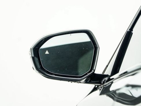 Used 2026 BMW i5 eDrive40 w/ M Sport Package RWD image 19