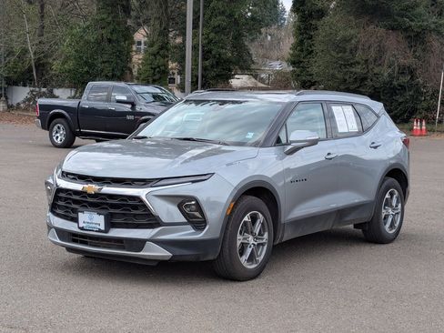 Used 2024 Chevrolet Blazer LT image 9