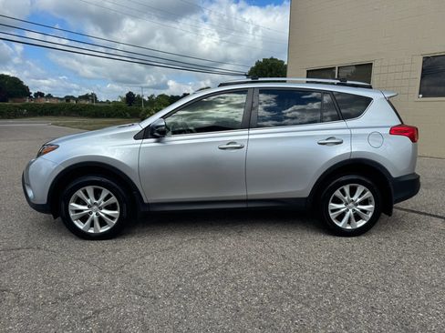 Used 2013 Toyota RAV4 Limited AWD/4WD image 5