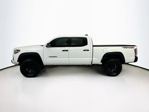 Used 2023 Toyota Tacoma TRD Off-Road AWD/4WD image 8