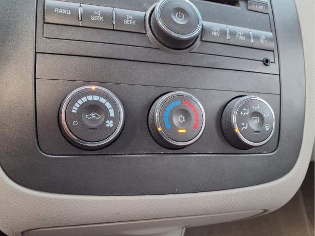 Used 2009 Buick Lucerne CX FWD image 6