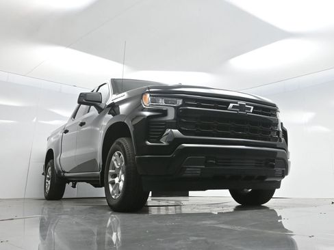 Used 2024 Chevrolet Silverado 1500 RST AWD/4WD image 59