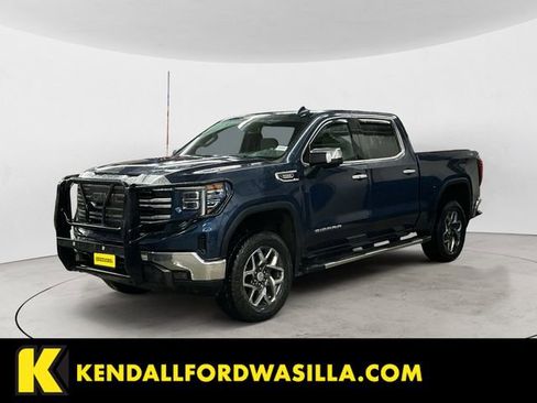 Used 2022 GMC Sierra 1500 SLT w/ SLT Premium Plus Package AWD/4WD image 1