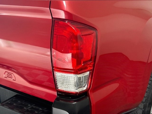 Used 2017 Toyota Tacoma SR RWD image 31