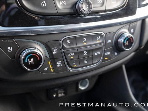 Used 2023 Chevrolet Traverse High Country image 38