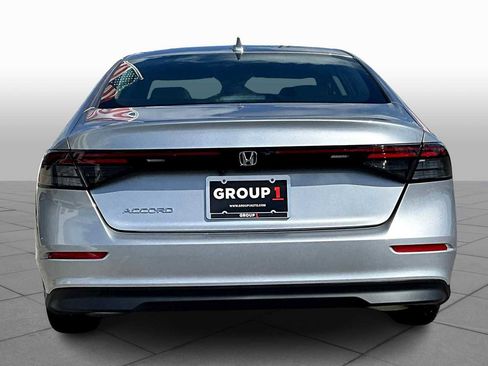 Used 2025 Honda Accord LX image 4